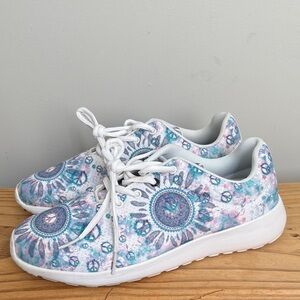 Yes we vibe Sneakers